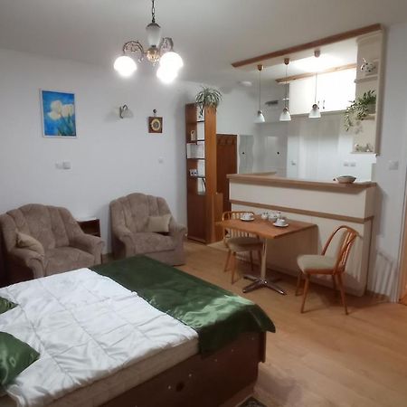 Londira Apartman Хевиз Экстерьер фото